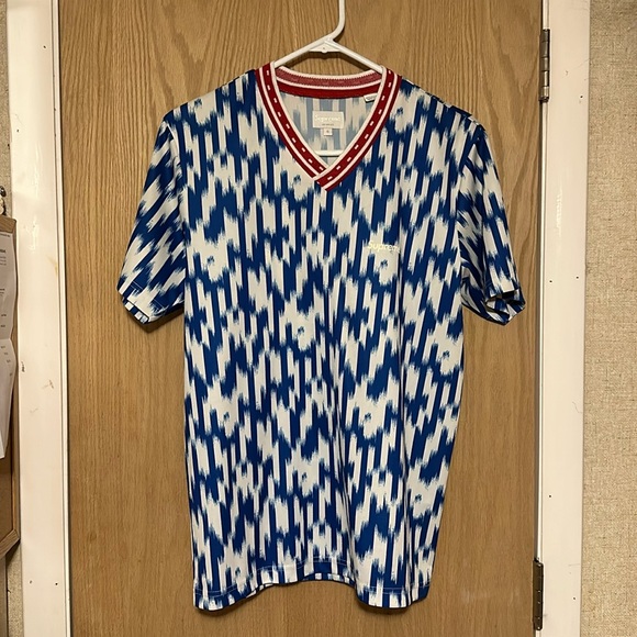 Supreme Tops - Supreme unisex shirt. Only worn during model shoot.